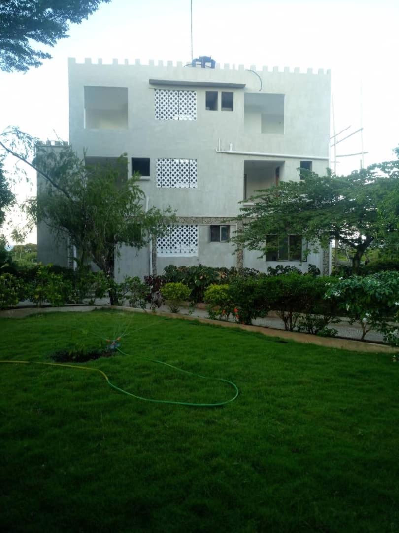 باجامويو Mikoko Beach & Cottages المظهر الخارجي الصورة